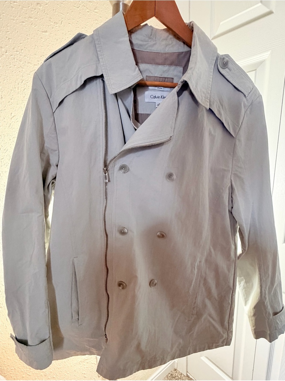 Calvin Klein Light Gray Double-Breasted Trench Coat - Picture 2 of 5